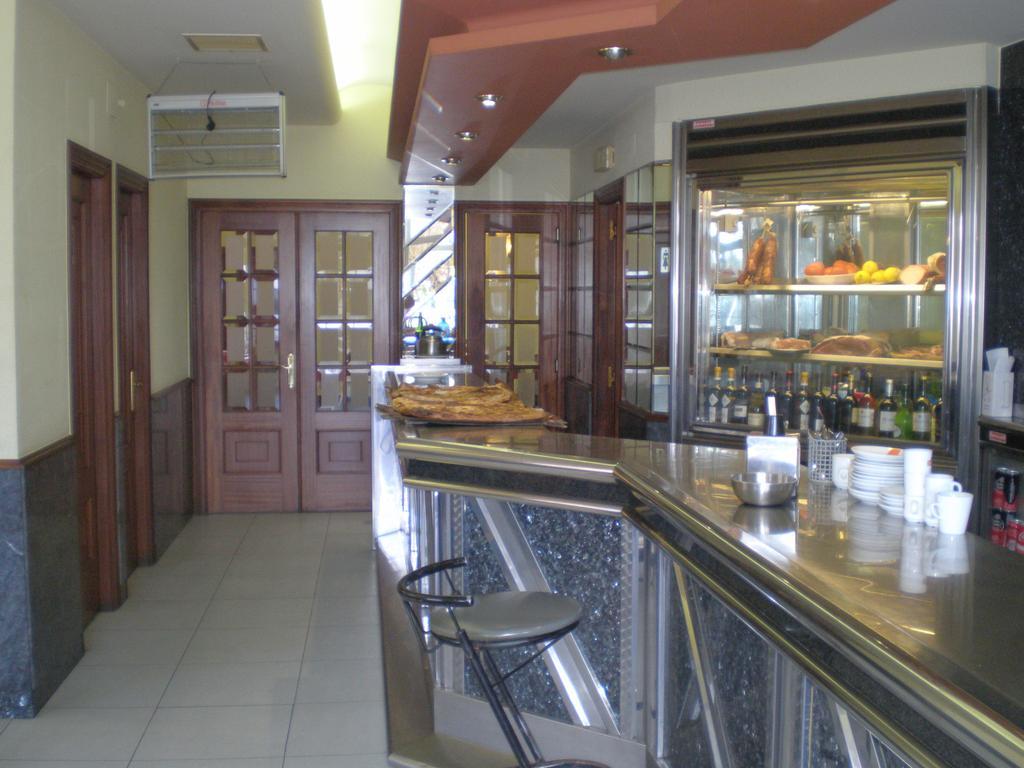 Hostal Catro Ventos Lugo Exterior foto