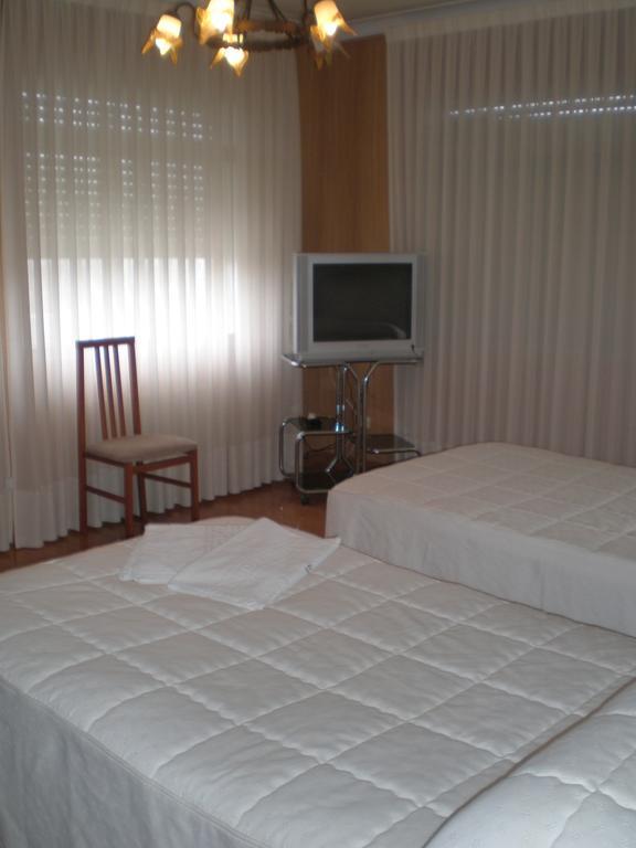 Hostal Catro Ventos Lugo Exterior foto