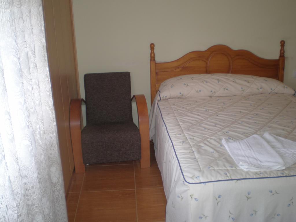 Hostal Catro Ventos Lugo Exterior foto
